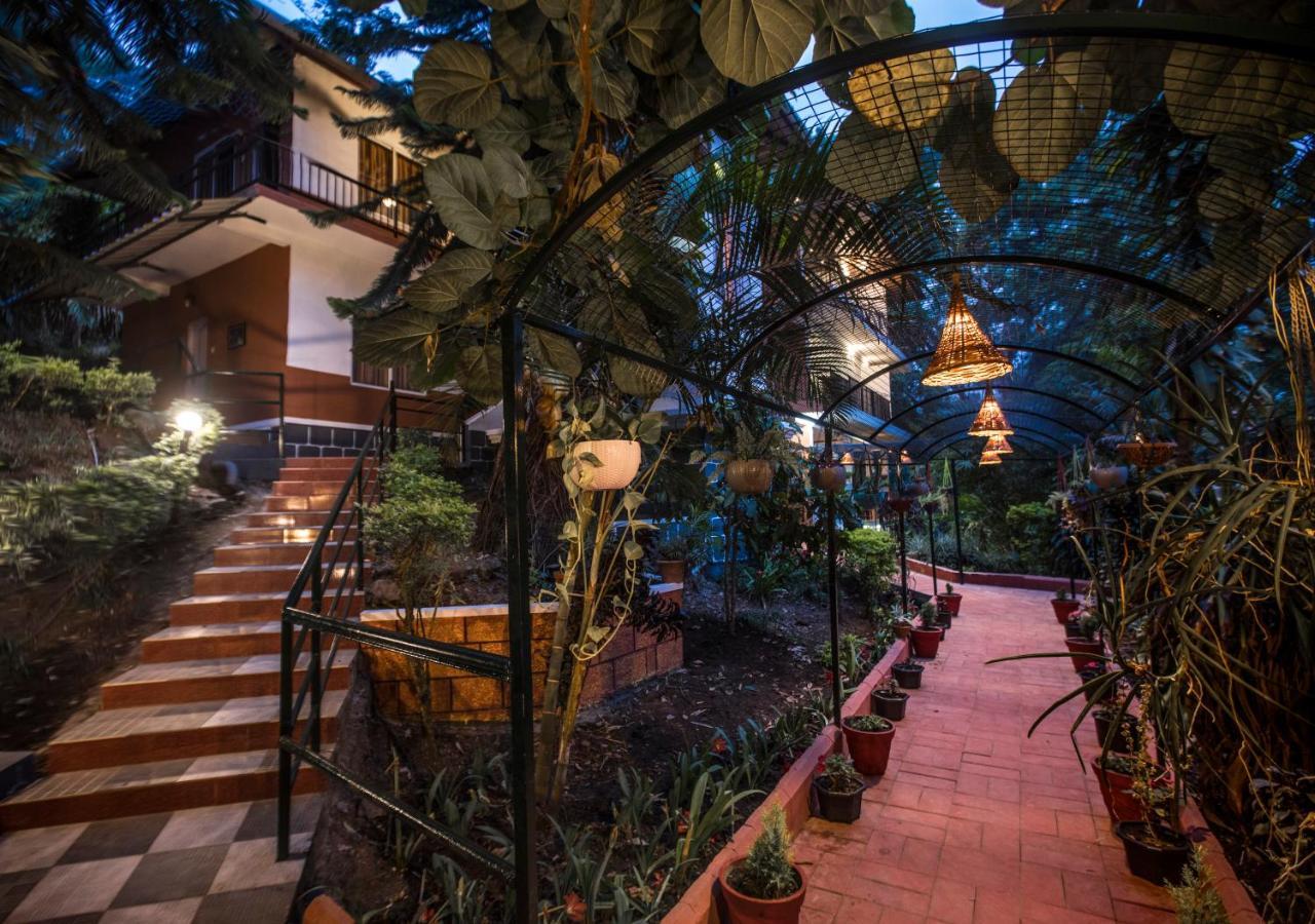 Spice Jungle Resort Munnar Exterior photo