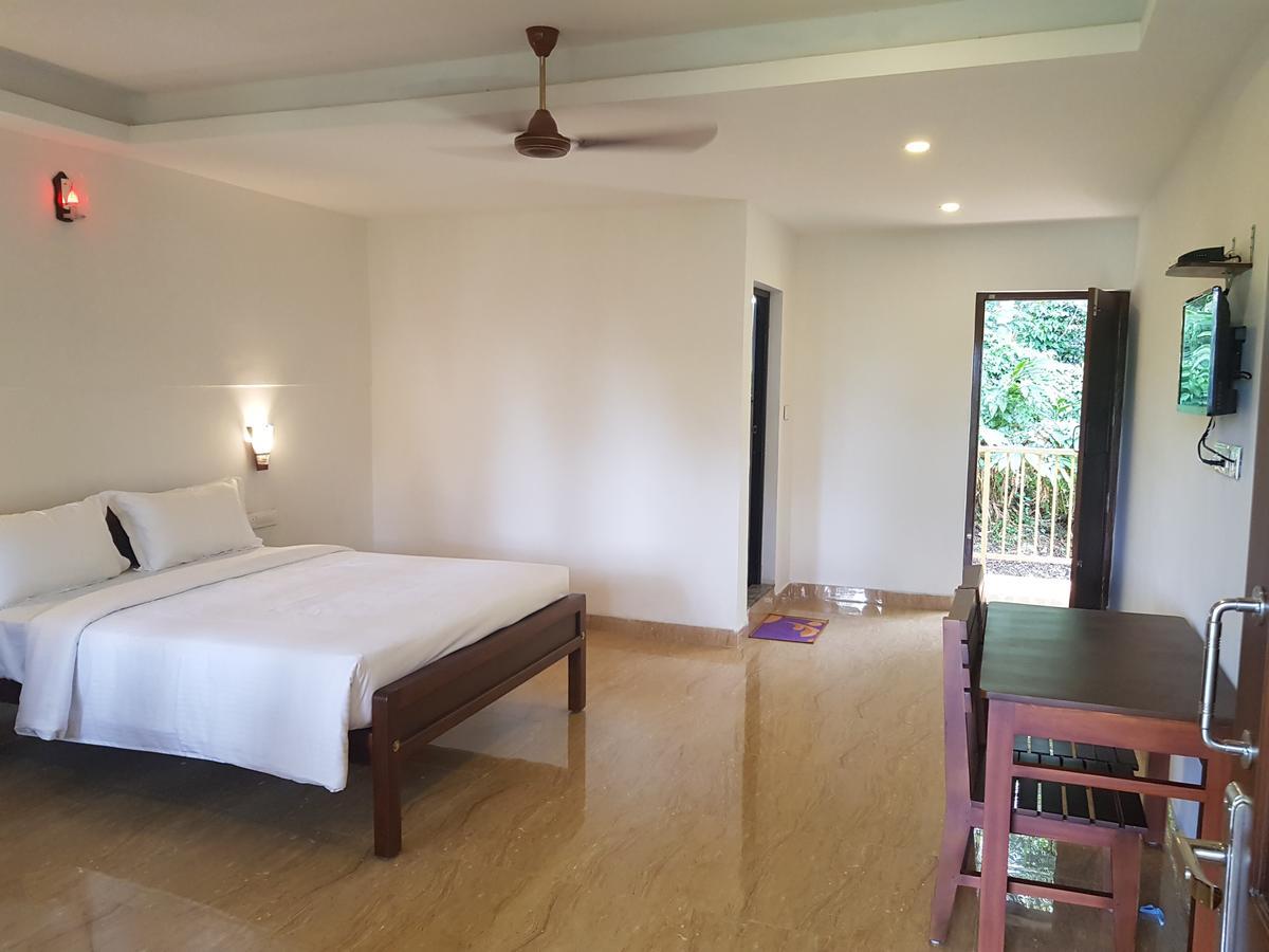 Spice Jungle Resort Munnar Exterior photo