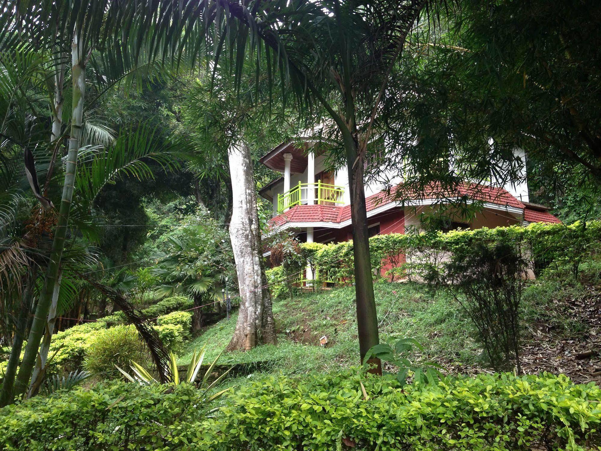 Spice Jungle Resort Munnar Exterior photo