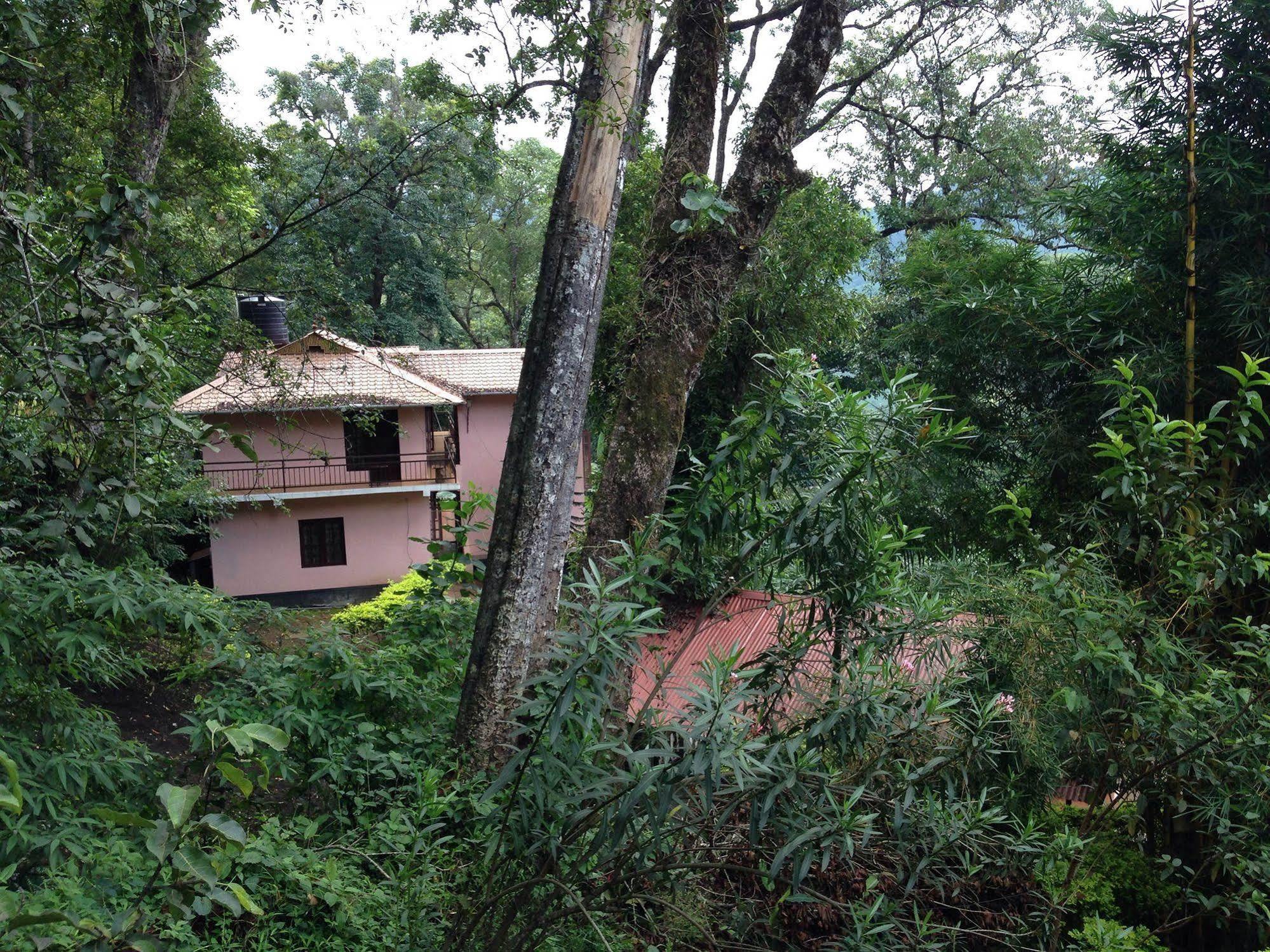 Spice Jungle Resort Munnar Exterior photo
